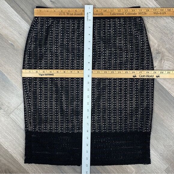 Ann Taylor Crochet Lace Sheer Illusion Pencil Skirt Black 6 - Picture 12 of 12